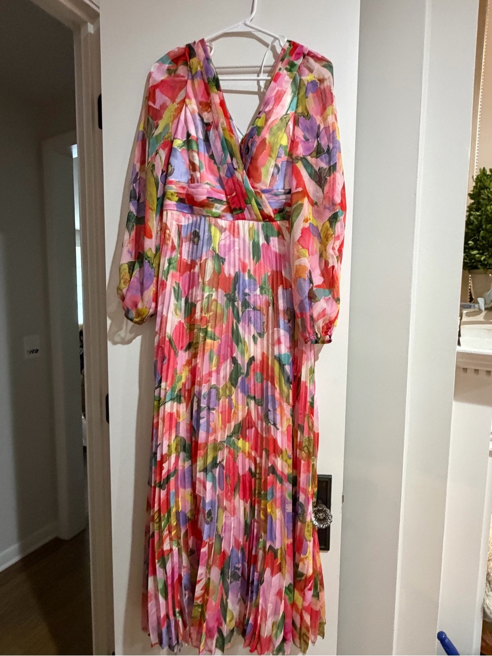 Betsy & Adam Pink Multicolor Floral Pleated Maxi Dress